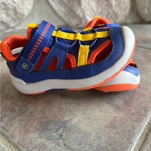 Stride Rite SRTech Little Kid's Wade Sneaker Sandal- Toddler Size 7